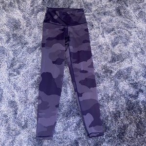 Blue camo workout leggings from Aerie